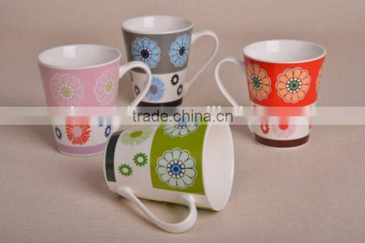 11 oz christmas ceramic mug with personalized design