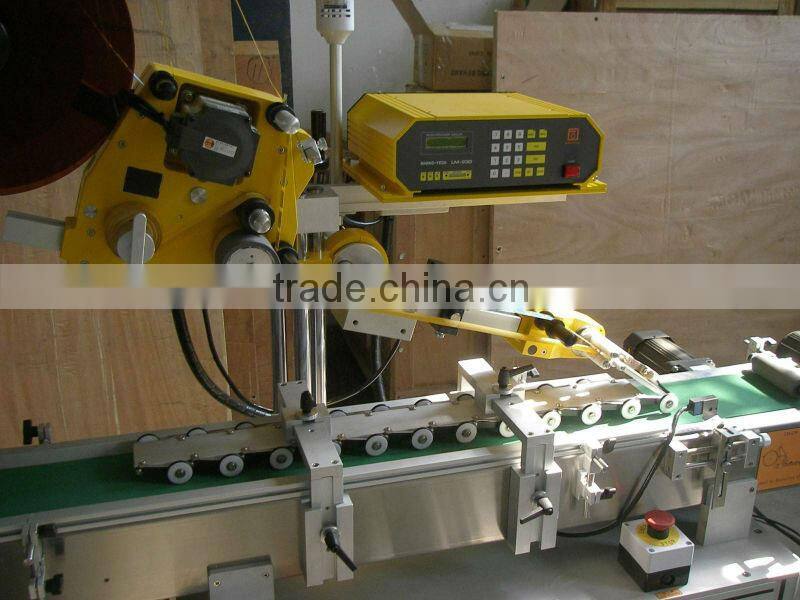 ZHTBP03 Plate Bottle Label machine