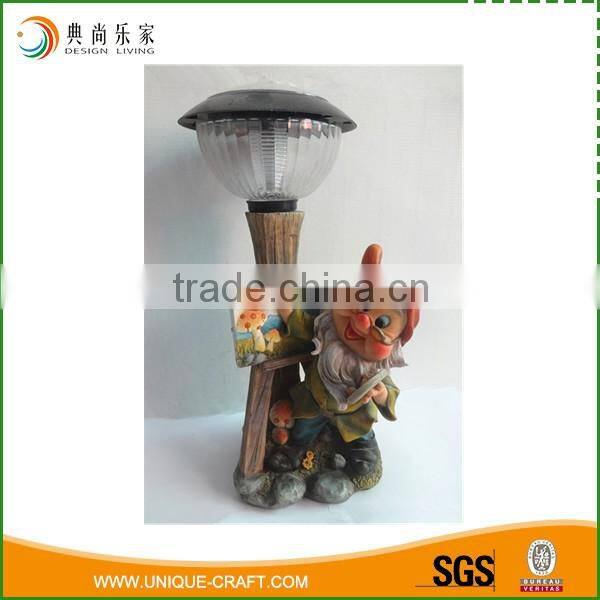 Novelty gnome resin trunk with solar light