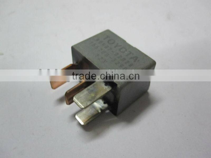 Genuine Toyota A/C Relay OEM 90987-02028
