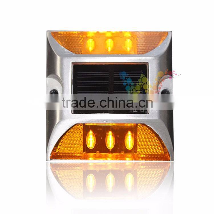 Yellow LED flashing light cat eye reflective aluminum solar road marker