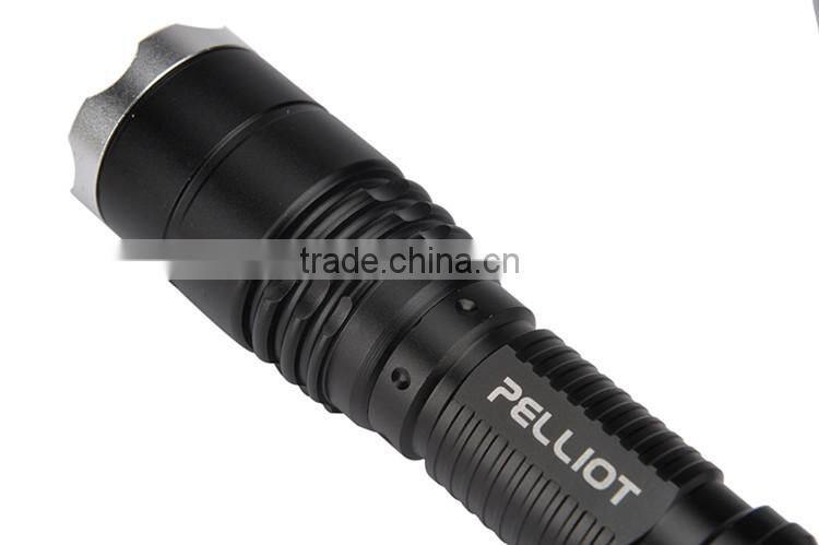 Zoomable Multifunctional Long Lasting Time Tactical Flashlight With Five Stalls