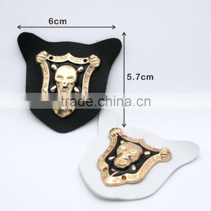 Black/white PU sew on leather label patches metal alloy skull badges cloth labels for jeans jacket PLB-019