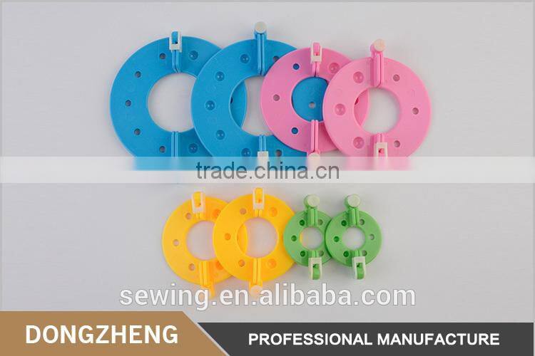 Premium sewing supplies mini colorful accurate plastic handle crochet hook