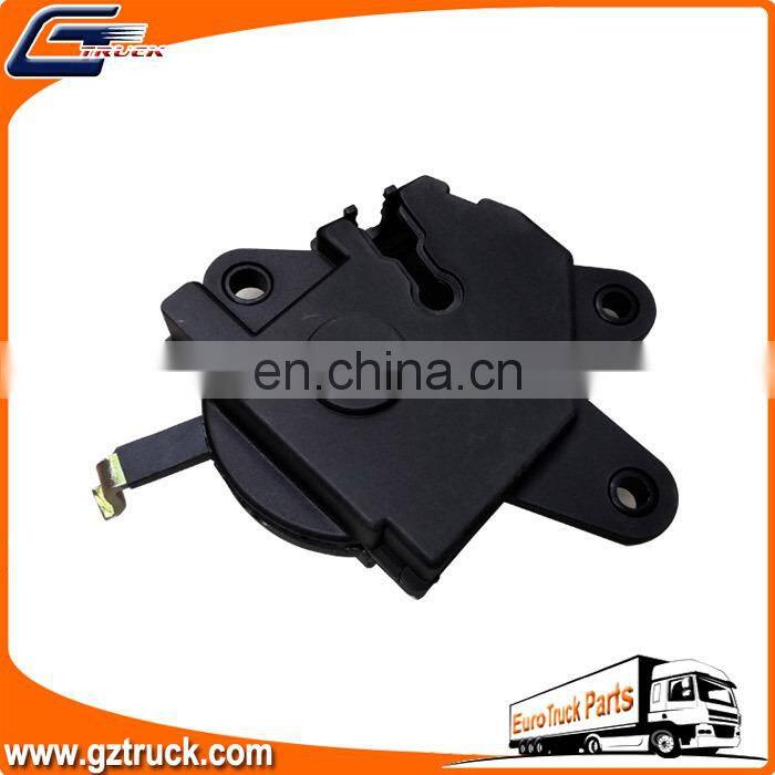 European Truck Auto Spare Parts Left Door Lock Oem 1063327 8142043 for VL Truck Inner Door Handle