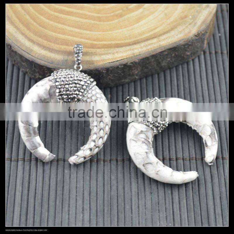 LFD-0052P ~ Wholesale Mixed Color Snakeskin Pendant , with Crystal Rhinestone Paved Crescent Moon Horn Pendants Jewelry Finding
