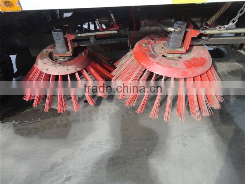Custom designed dongfeng small mini road sweeper truck
