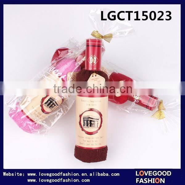 Simple Poly Bag Packaging Wine Bottle Shape Towels Gift Towl Bottles