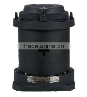 Panama canal steering light