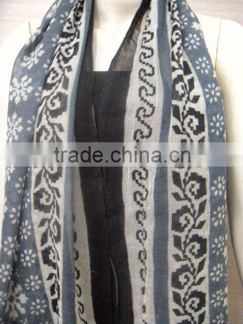 New Beautiful Flower With Dot Print Wool Shawls&scarfs/Fashion 2013