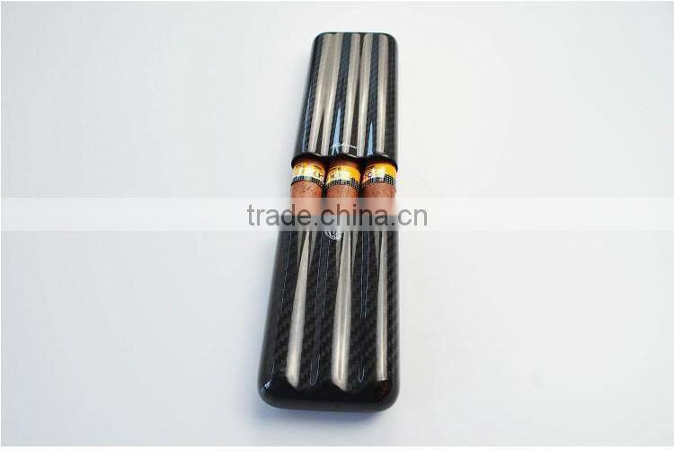 Guangzhou Caben Top Supplier Of Black Real Carbon Fiber Gloss Finish Cigar Travel Case 3 Tube cigar box With Facy box