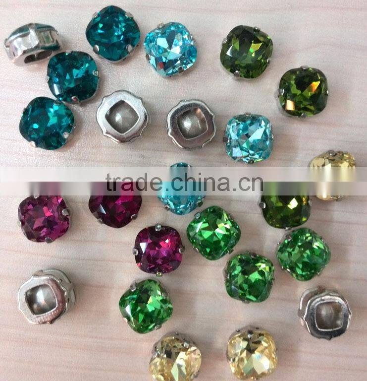 Square Fancy Stone with Claw U4470