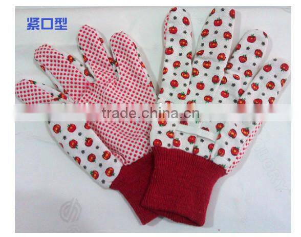 garden tool with garden glove