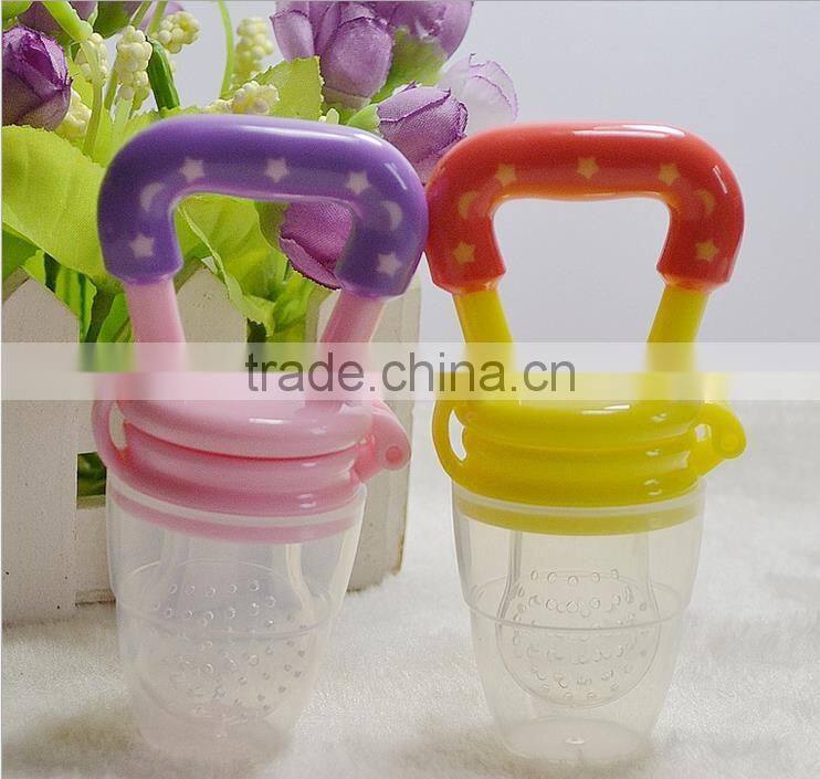 New Product Eating Utensils Food grade Baby Pacifier Liquid Fruit Vegetables Feeder