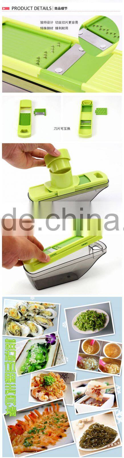 Kitchen Helper! Manual Ginger Garlic Grater Shredder with Container Box