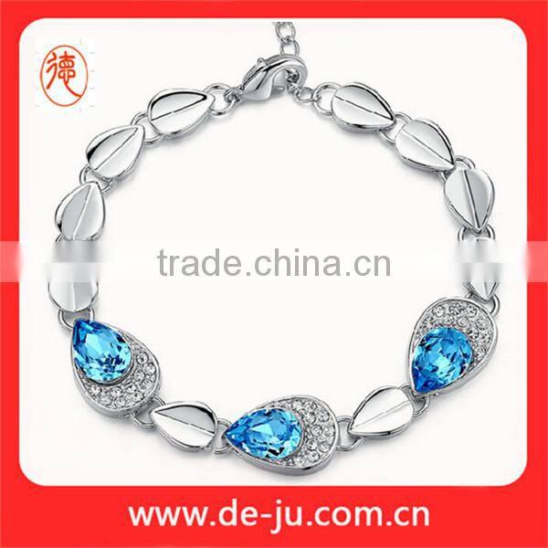 Elegant Charm Crystal Short Beaded Necklace