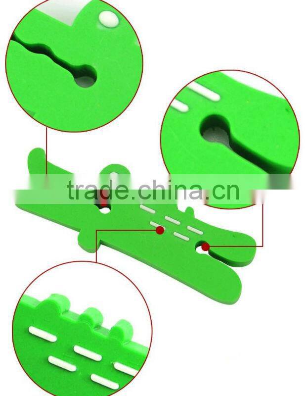 Supply creative crocodile earphone bobbin winder