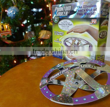 Phantom saucer flying magic props UFO toy
