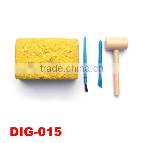Educational chaeology excavation dinosaur toy for kids