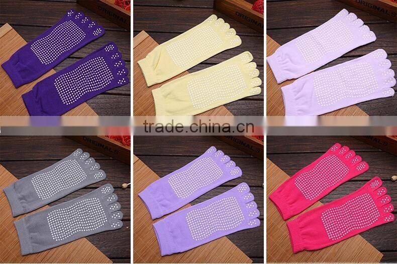 japanese pure color five toe teen girl tube socks with grip socks