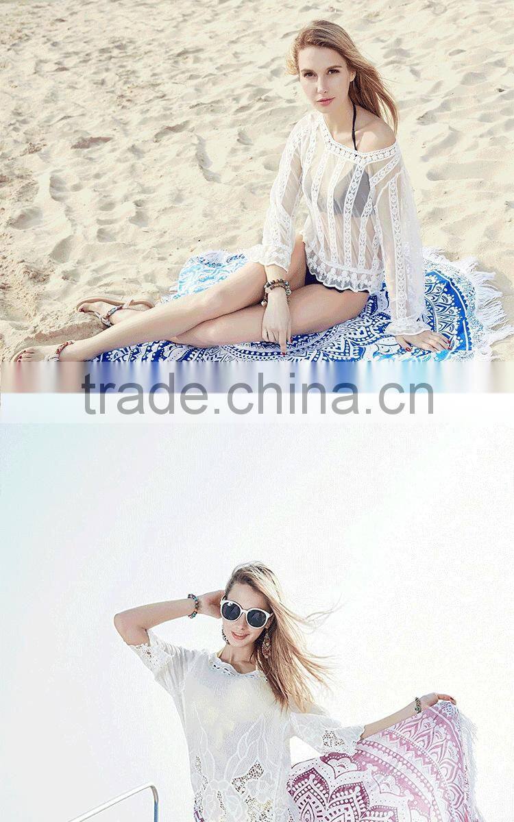 Microfiber screen print round beach blanket