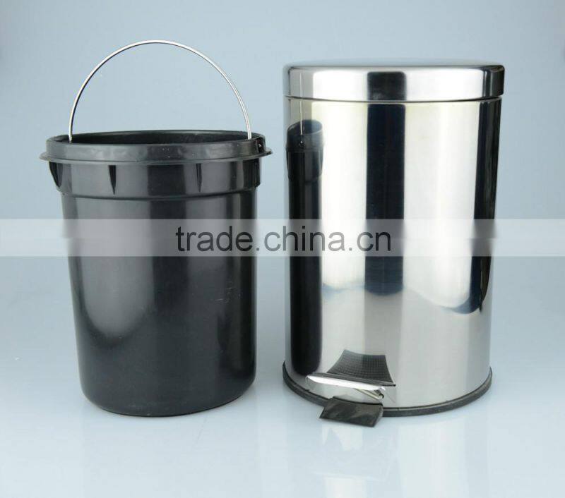 Stainless Steel Foot Pedal Waste Bin/ Dustbins