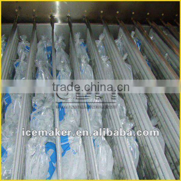 Bag ice making machine