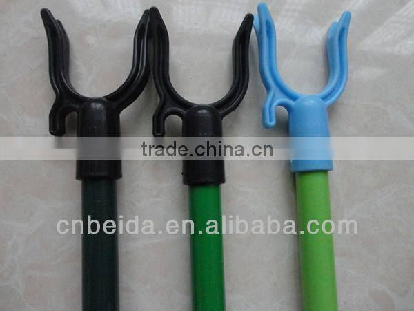 Hot Sale Colorful Hanger Metal Pipe Plastic Fork Clothes Hanger Fork Metal Handle