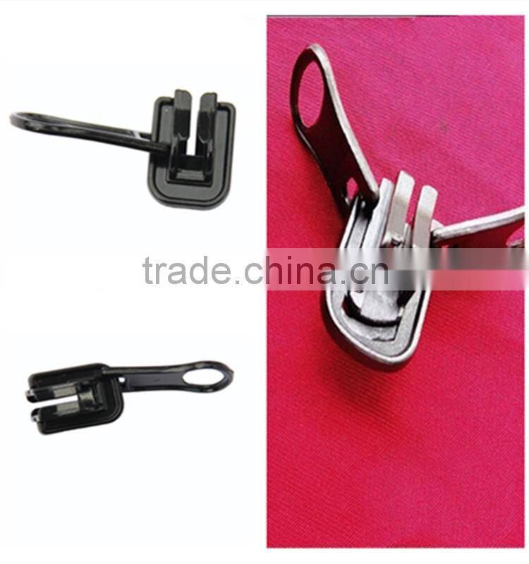 Double side reversible zipper slider for sportswear