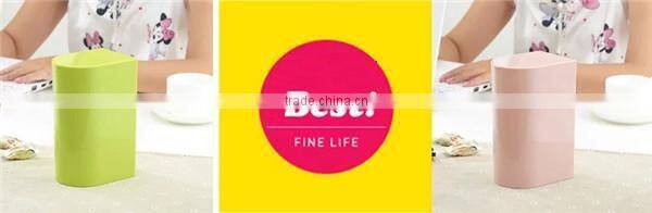 Small Fashion Plastic Trash Can