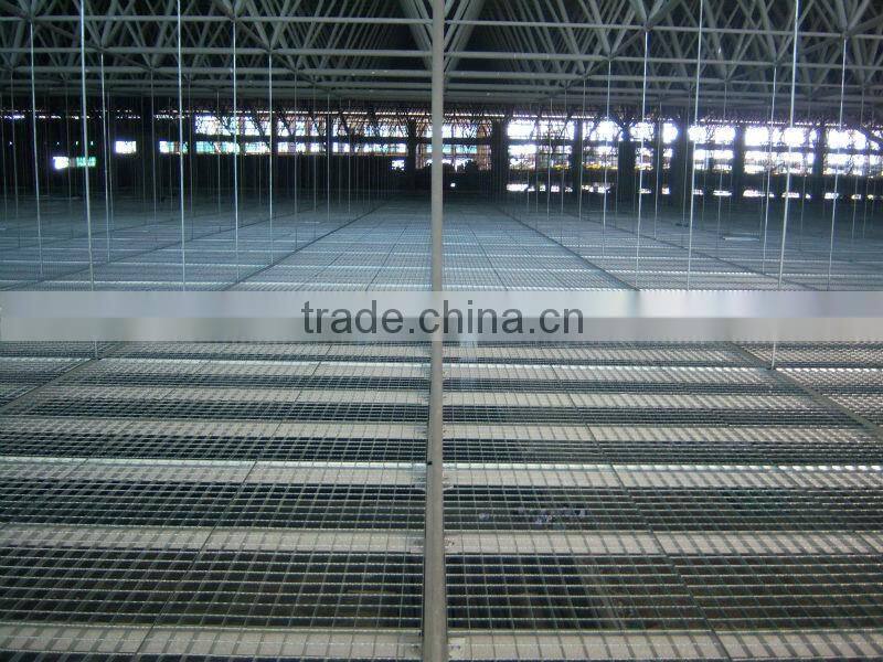 serrated non-slip galnanized steel grating 20years professional manufacturer