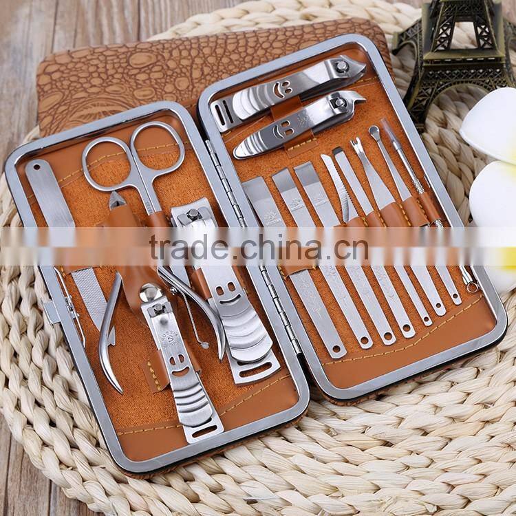Bonvatt 15 pcs French manicure set and high end manicure kit with gift box grooming sets
