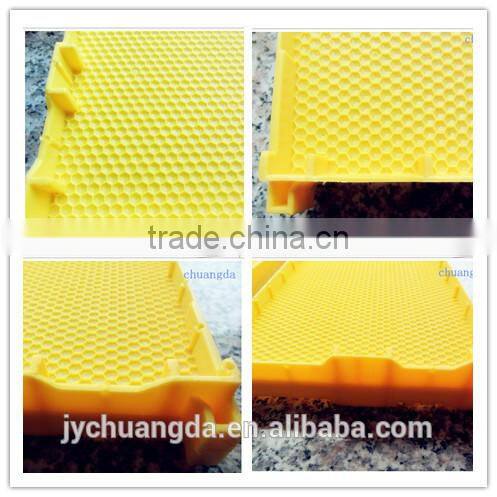 Durable Plastic Bee Comb Foundation Sheet