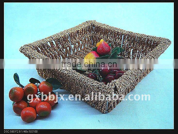 Square gold paper rope woven storage capsule holder