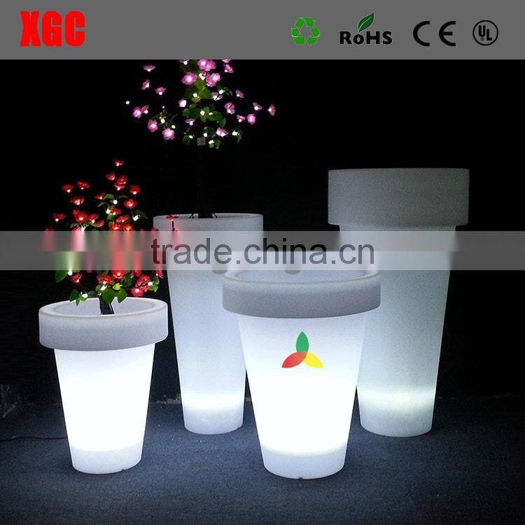 Illuminated indoor square planter flower pots with RGB led lights GD115