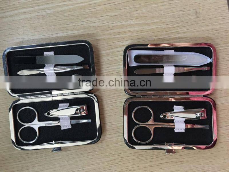 Manicure set with 5 tools in PU container