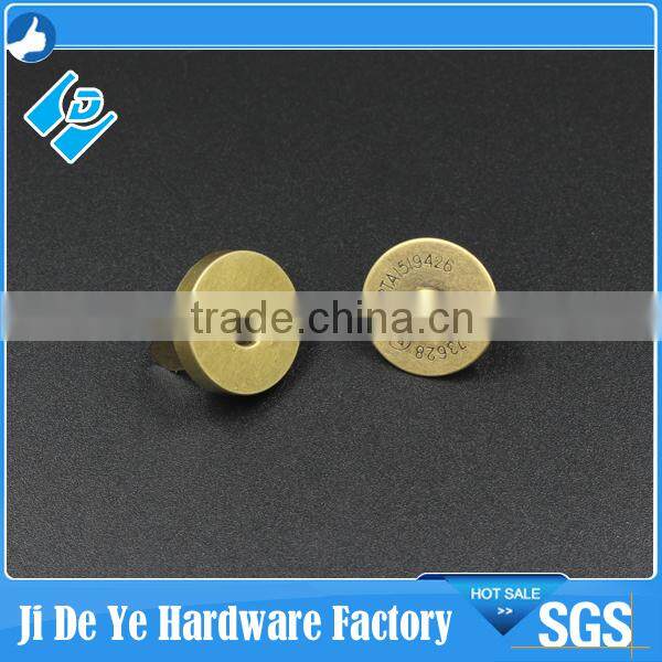 100% good comments hot sales brass nickel magnetic button