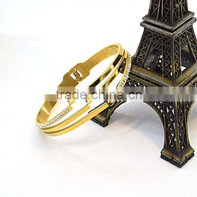 new products 2016 specail design Gold Color Luxury Bracelet for women