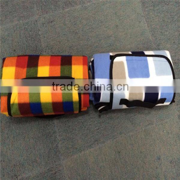China manufacture portable design soft waterproof carpet picnic