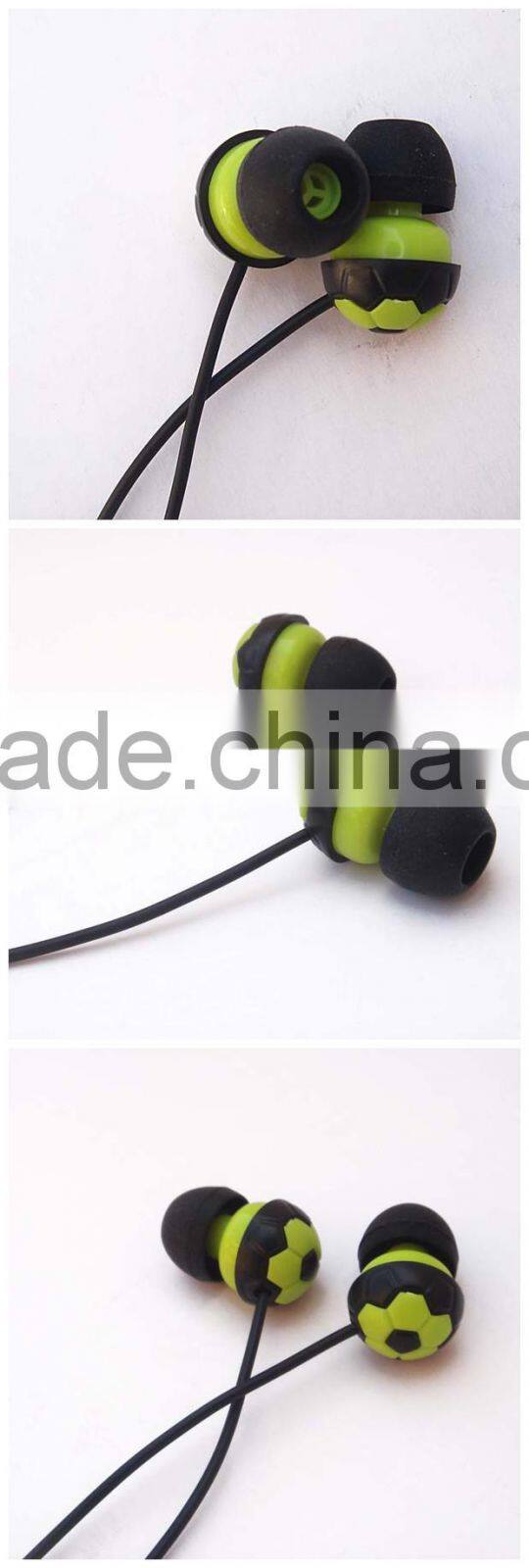 2015 new cheap reliable quality mini cute football shape earphones for MP3/ computer/ cellphone for kids study