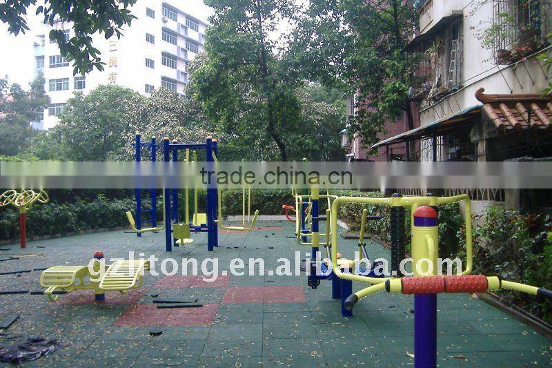 CE Approved Outdoor Exercise Equipment For Park And Community Galvanized Steel Outdoor Fitness Equipment
