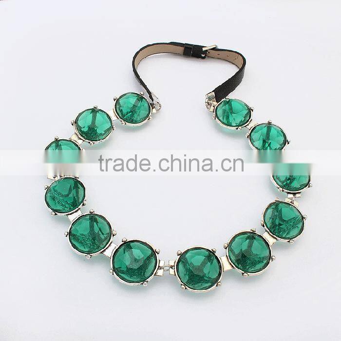 Trending lady jewelry fancy leather chain green crystal necklace