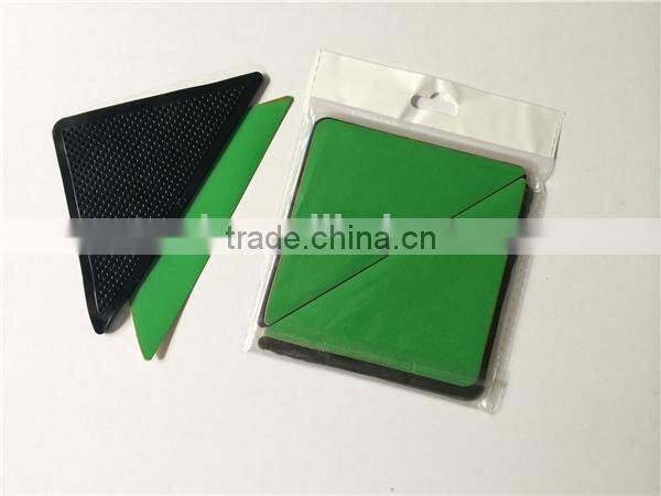 anti-slip underlay stick carpet Ruggies used in everywhere