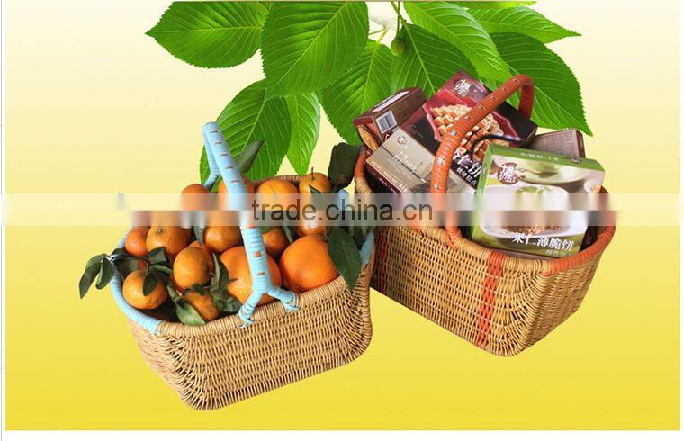 Rattan woven fruits vegetables basket