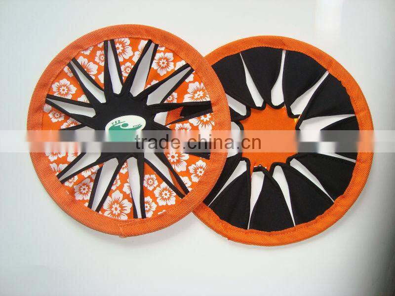 2014 fashionable elastic and durable custom cheap neoprene frisbee