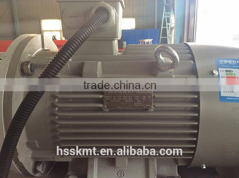 Hydraulic bending machine / press brake