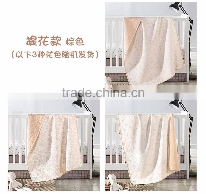 2016 new design air layer embroidery colored cotton knitted baby blanket