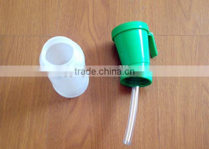 Molded-in Hook Type Teat Dip Cup , Non-Return Teat Dipper