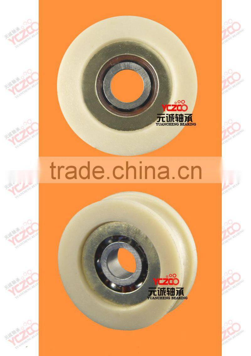 U groove wheel/roller guide for sliding closet door