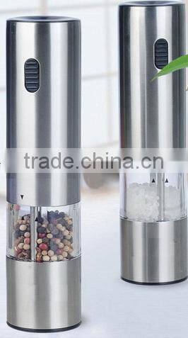 Electric salt and pepper grinder